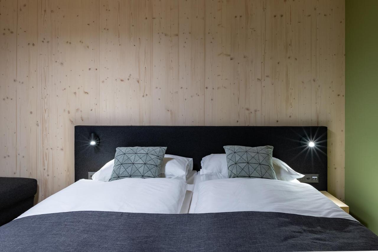 Jufa Hotel 사보그닌 외부 사진