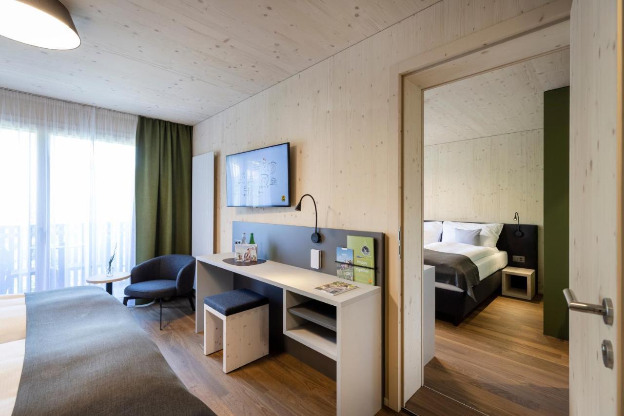 Jufa Hotel 사보그닌 외부 사진
