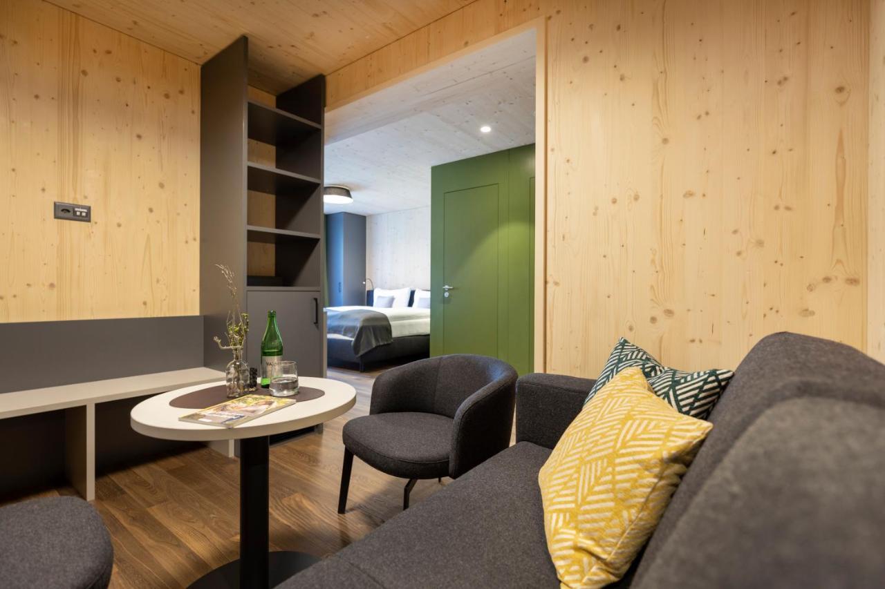 Jufa Hotel 사보그닌 외부 사진